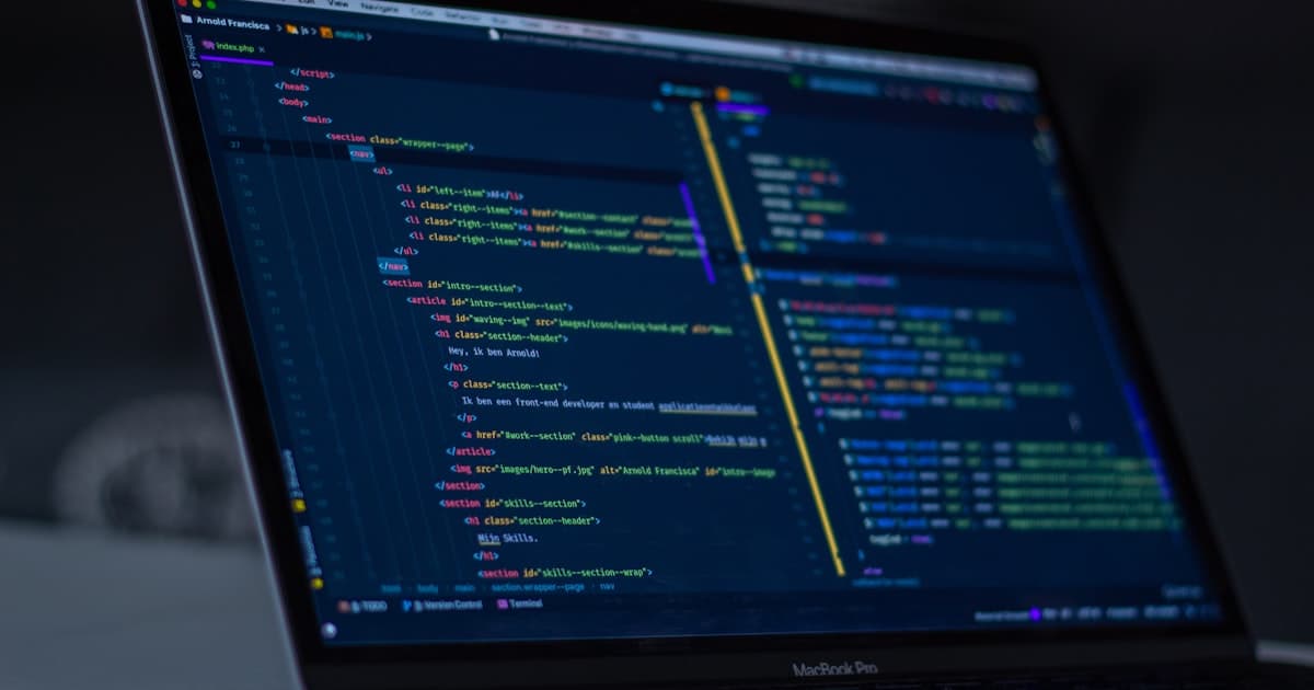 Comment créer une application sans savoir coder en 2026
